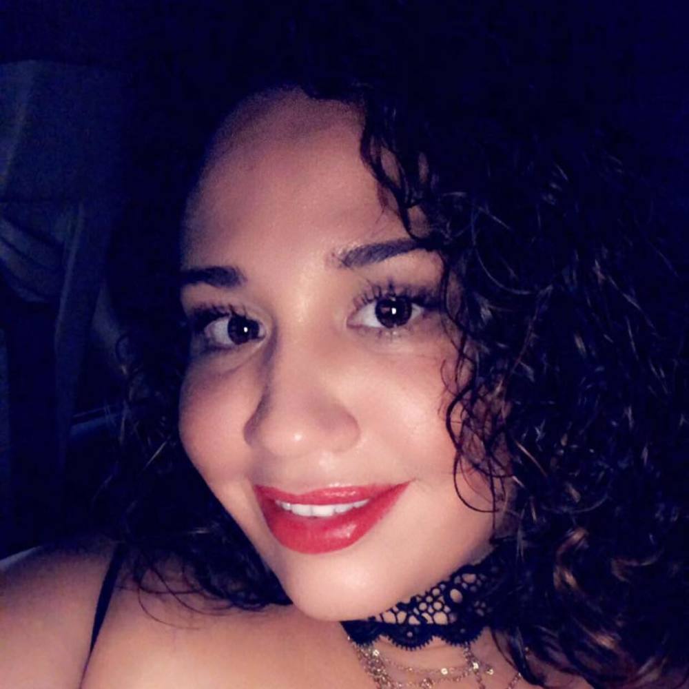 Meet your Posher, Mayra